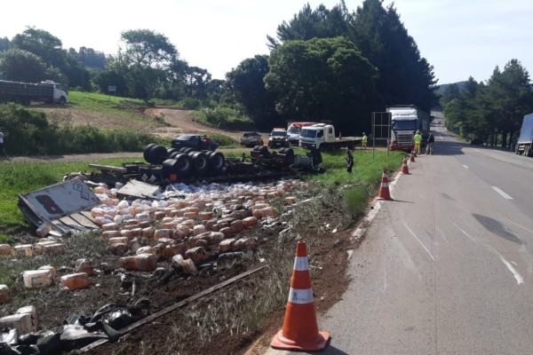 Acidente causa a morte de motorista (50) na BR 386 em Soledade