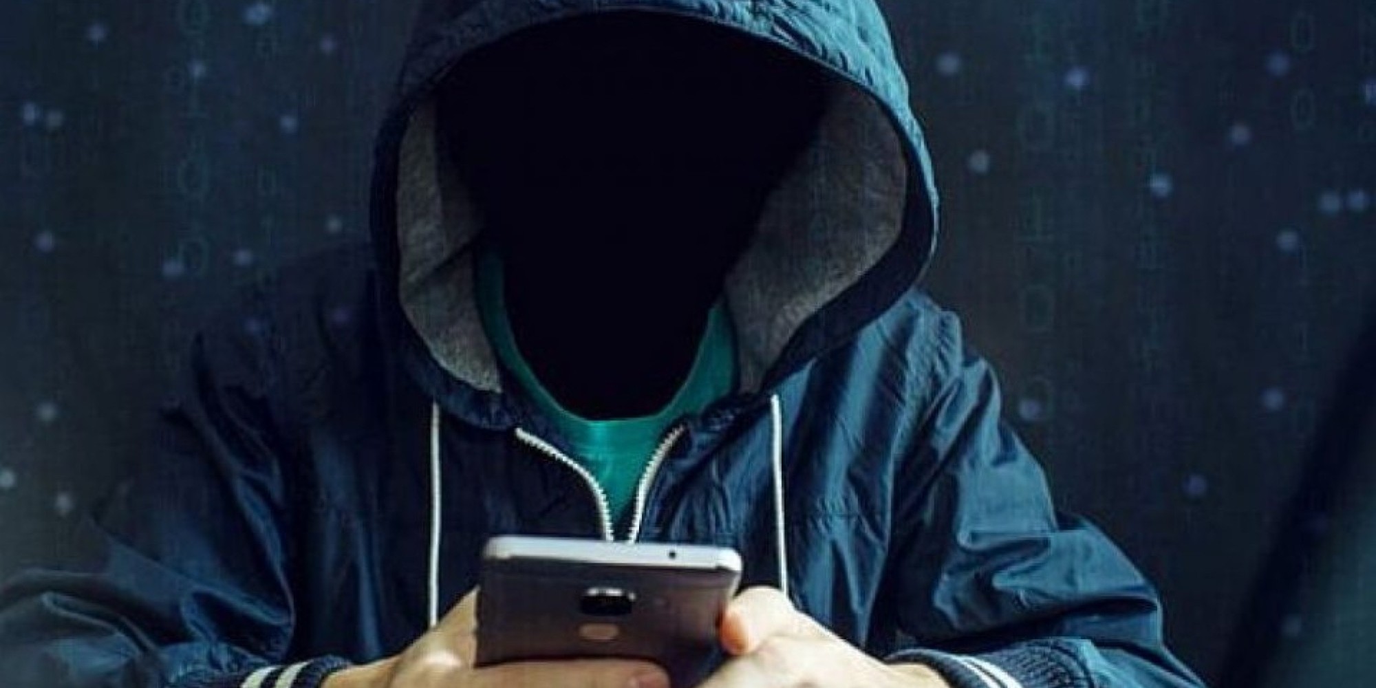 Mulher cai em golpe via celular e perde R$ 15 mil reais