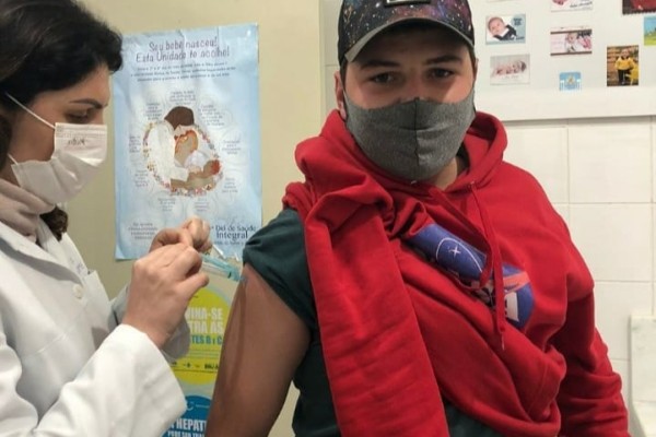 Última aplicação da primeira dose ocorreu nesta terça-feira (24)