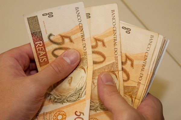 Prazo para se inscrever no Auxílio Reconstrução se encerra nesta terça-feira