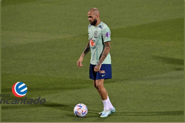 Tatuagem íntima de Daniel Alves foi decisiva para prisão