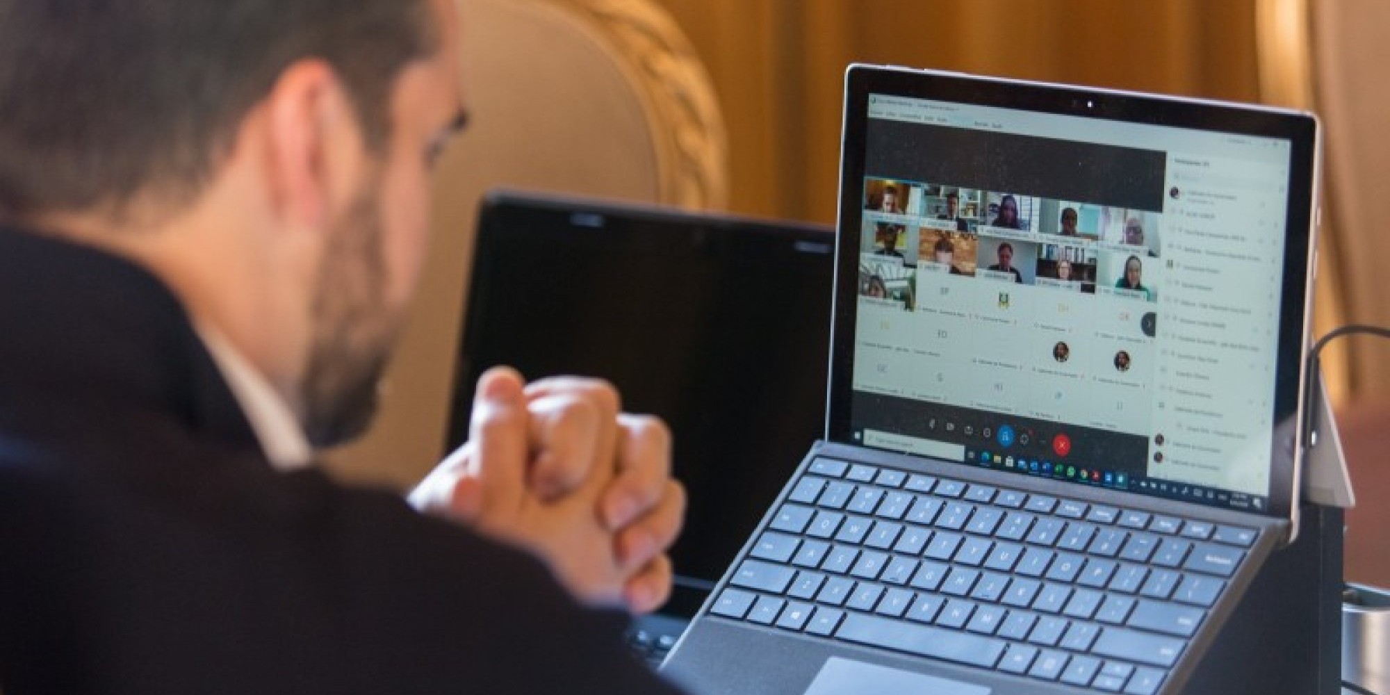 Videoconferência contou com a participação de representantes do Instituto Nacional da Atrofia Muscular Espinhal e deputados