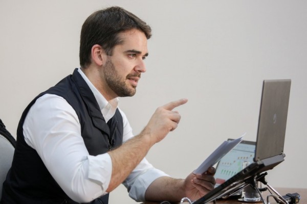 Leite fez um balanço relativo ao aumento de leitos de UTI para a rede pública desde março