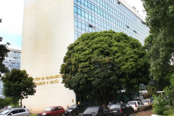 Governo Federal cancela R$ 5 bilhões do socorro ao Estado