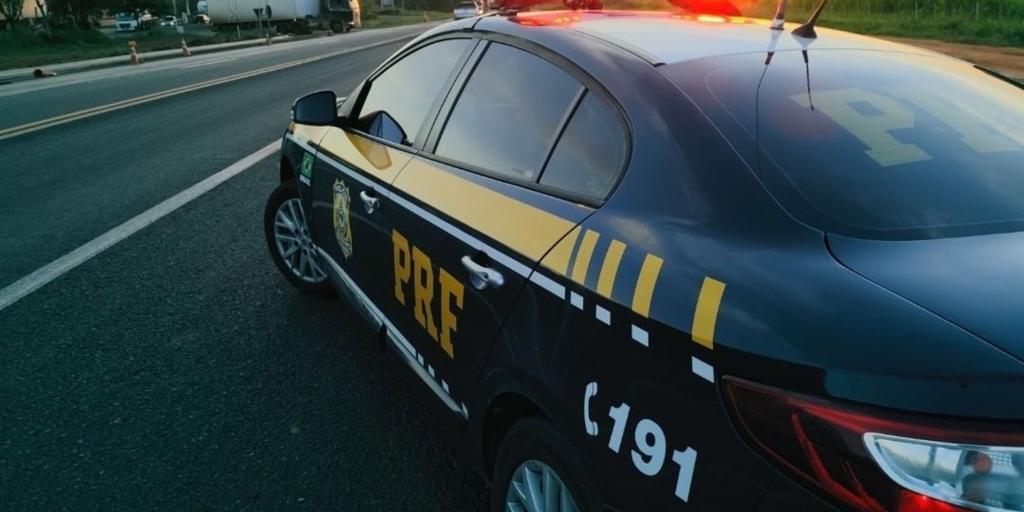 Quatro pessoas morrem após carros baterem de frente na BR-293, em Candiota