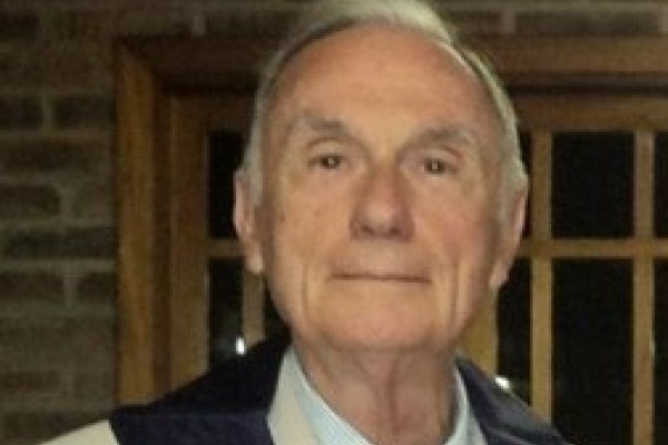 Encantado se despede de Ampére Maximino Giordani