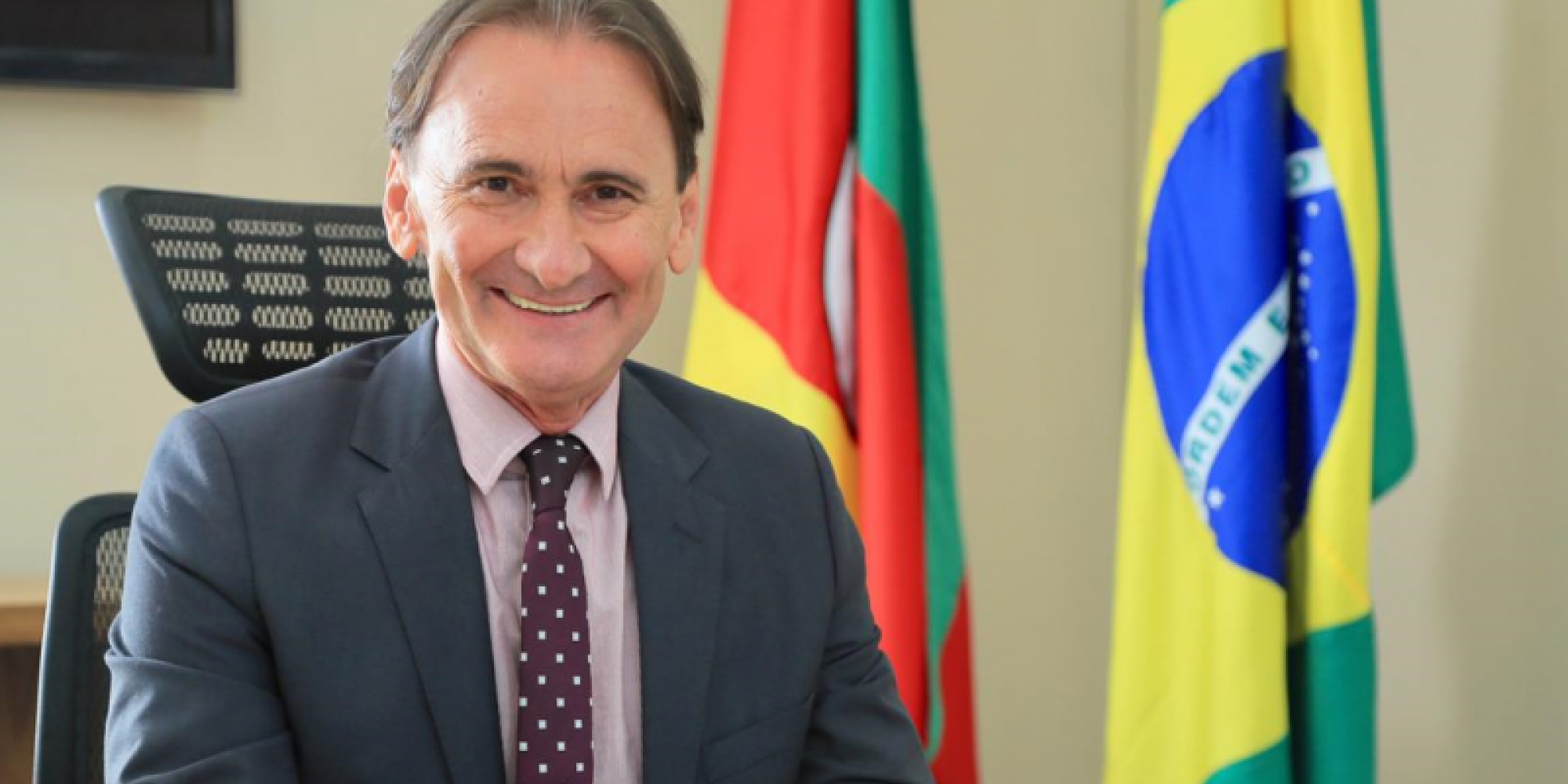 Costella foi entrevistado na Rádio Encantado