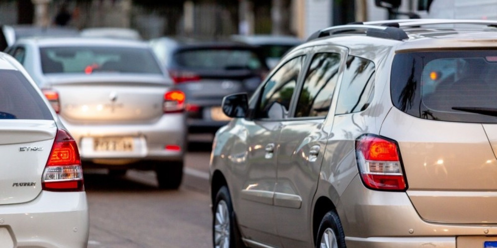Dados relativos ao veículo como o valor do IPVA, multa e pendências podem ser acessados no site www.ipva.rs.gov.br ou no aplicativo IPVA RS