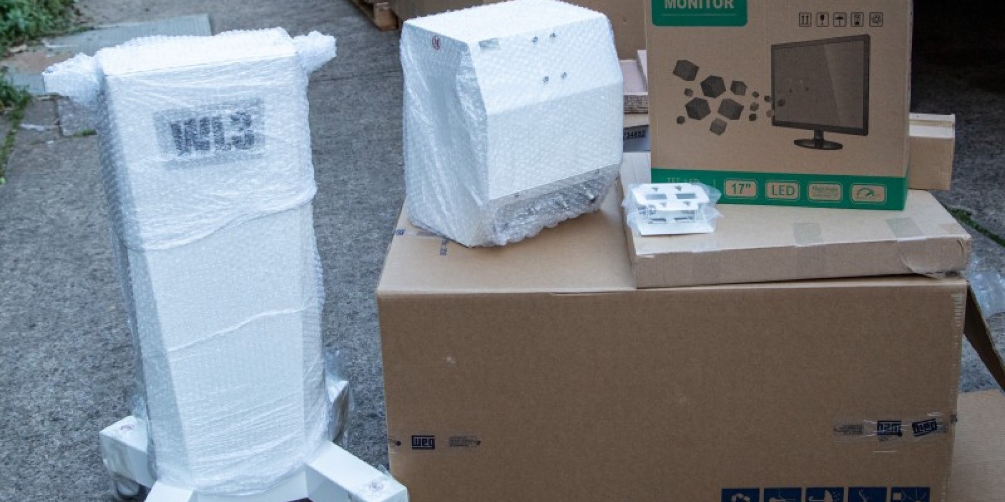 Os equipamentos encaminhados ao Estado são do modelo beira-leito, usados em UTIs