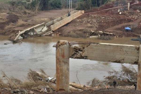 Ponte na ERS-130 entre Arroio do Meio e Lajeado deve estar concluída até o final do ano