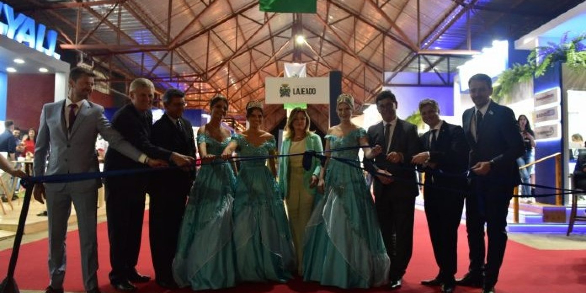 Expovale+Construmóbil iniciou na noite desta quinta-feira em Lajeado