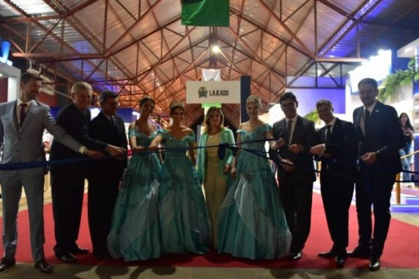 Expovale+Construmóbil iniciou na noite desta quinta-feira em Lajeado