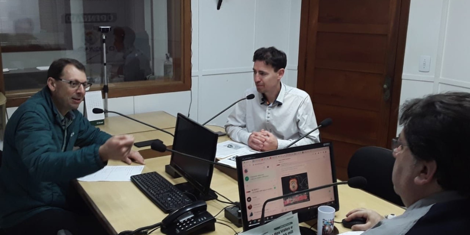 Sicredi e comunidade doam alimentos na região