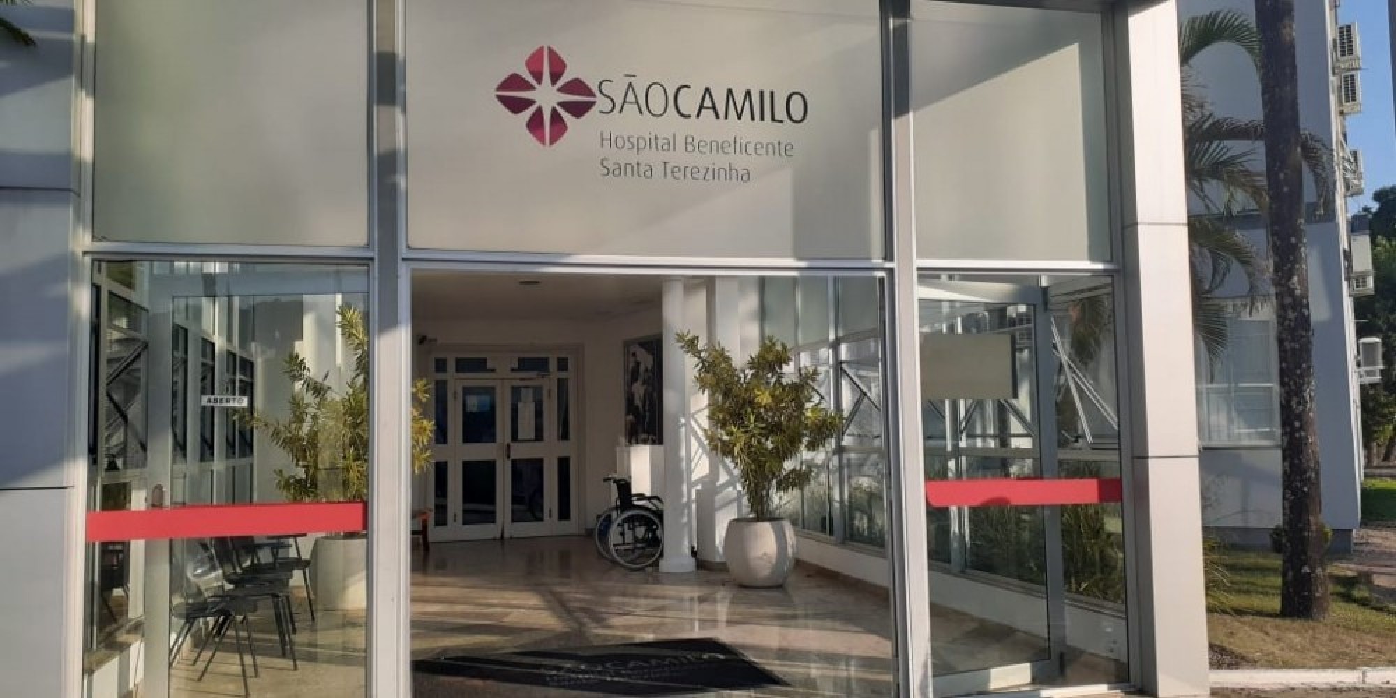 Um paciente com suspeita de Covid-19 está internado no hospital de Encantado 