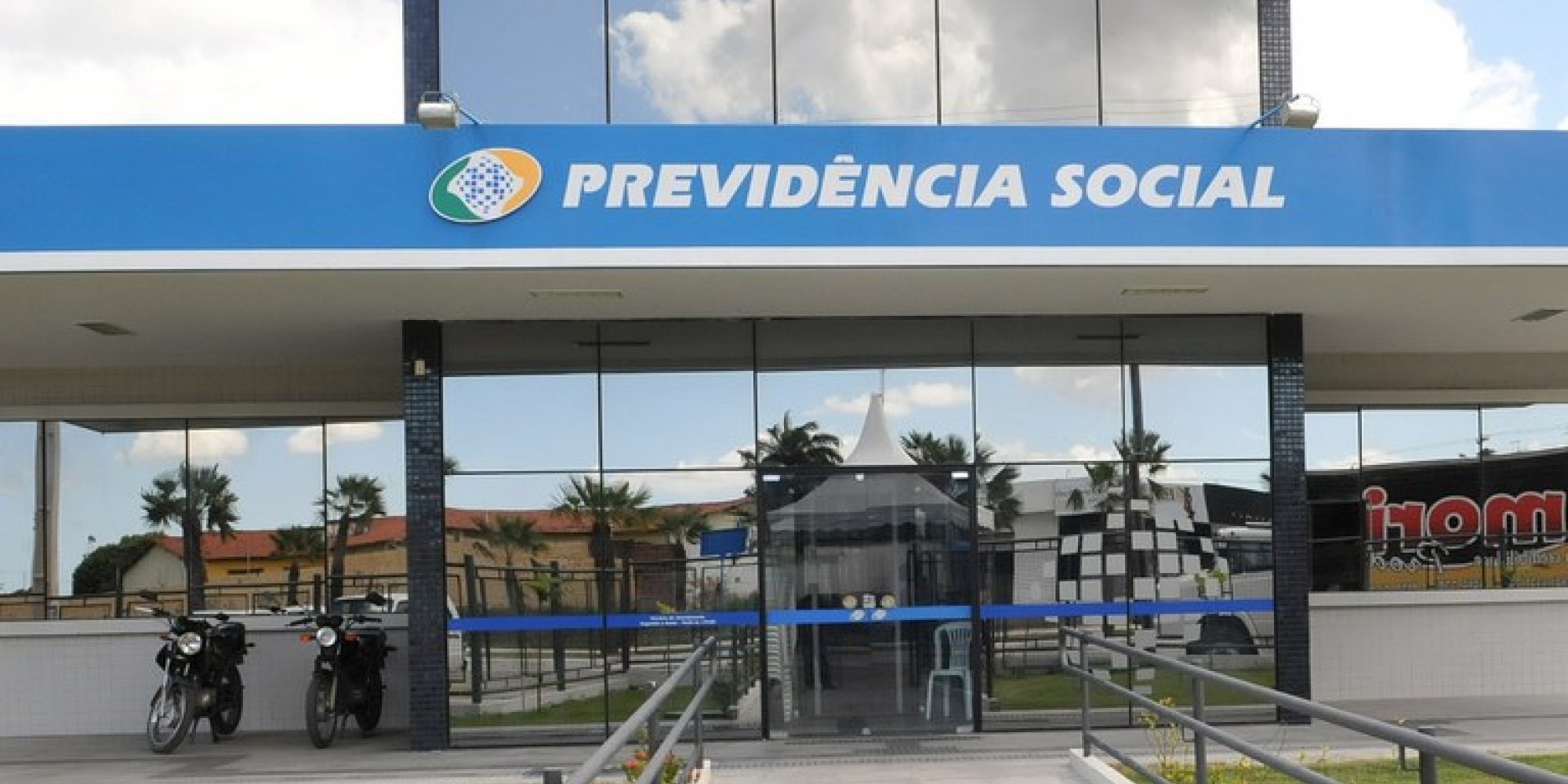 As novas alíquotas valerão para contribuintes empregados, inclusive para empregados domésticos, e para trabalhadores avulsos As novas alíquotas valerão para contribuintes empregados, inclusive para empregados domésticos, e para trabalhadores avulsos