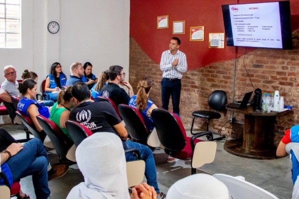 Em visita à Dália, agências da ONU apoiam cooperativa na contratação de imigrantes