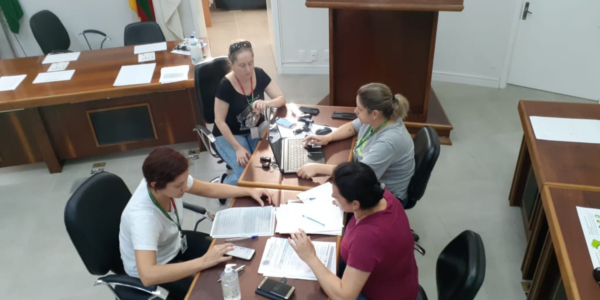 Trabalhos do COE ocorrem desde a semana passada na câmara