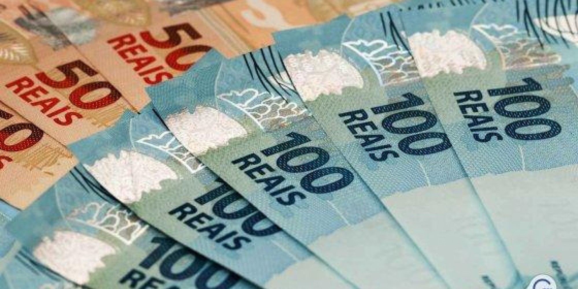 Projeto de Lei Orçamentária Anual estima um crescimento econômico de 3,2% do PIB no ano que vem Projeto de Lei Orçamentária Anual estima um crescimento econômico de 3,2% do PIB no ano que vem