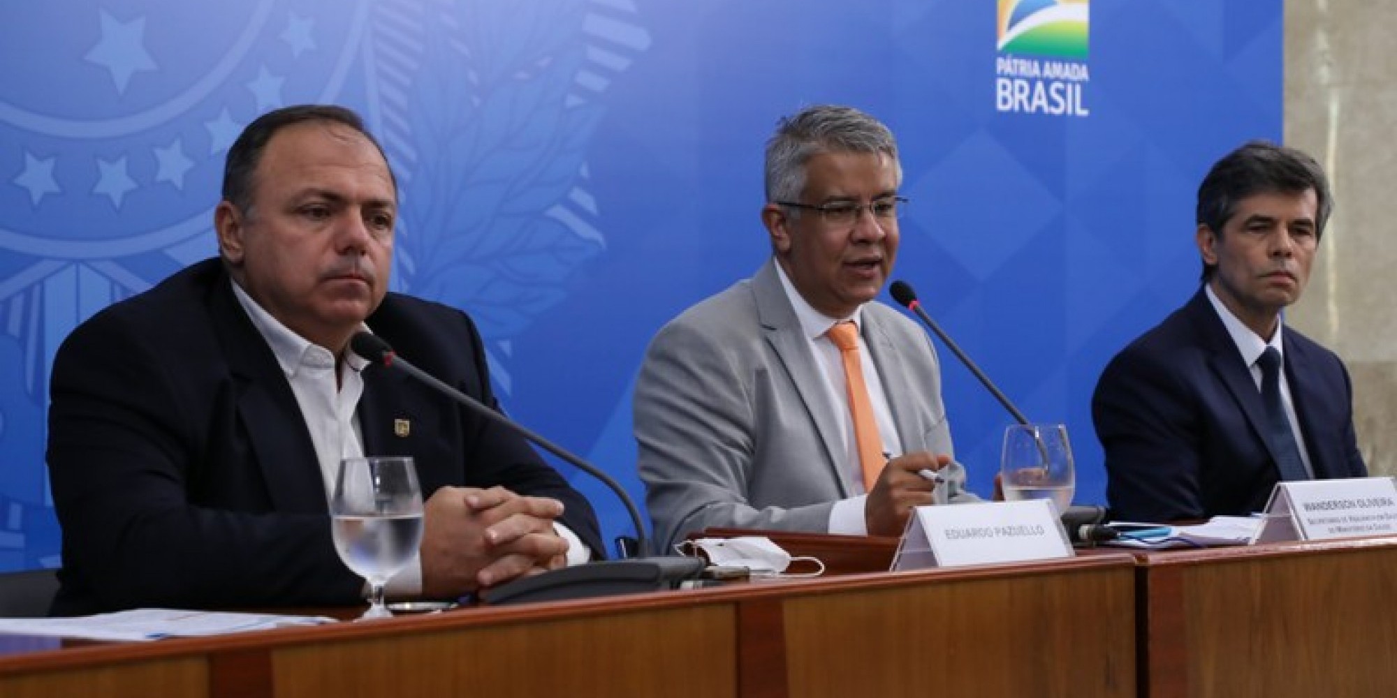 Coletiva de imprensa com Ministro da Saúde, Nelson Teich