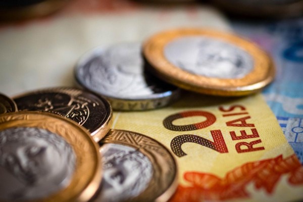 De acordo com relatório o déficit primário estimado para o setor público, neste ano, está em torno de R$ 891,1 bilhões
