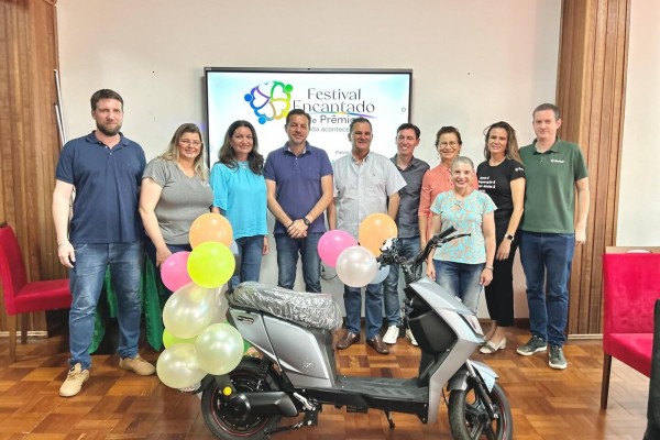  Administração Municipal apoia o 1º festival Encantado de Prêmios