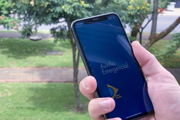 Auxílio Emergencial tem pagamentos nesta terça-feira 