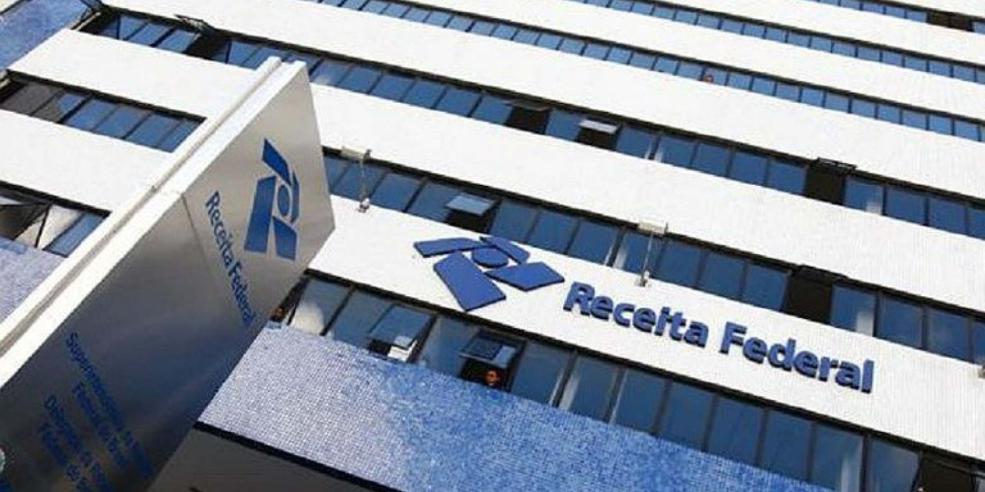 Crescimento real (IPCA) de 4,69% é melhor resultado para o mês de janeiro da série histórica, iniciada em 1995 Crescimento real (IPCA) de 4,69% é melhor resultado para o mês de janeiro da série histórica, iniciada em 1995