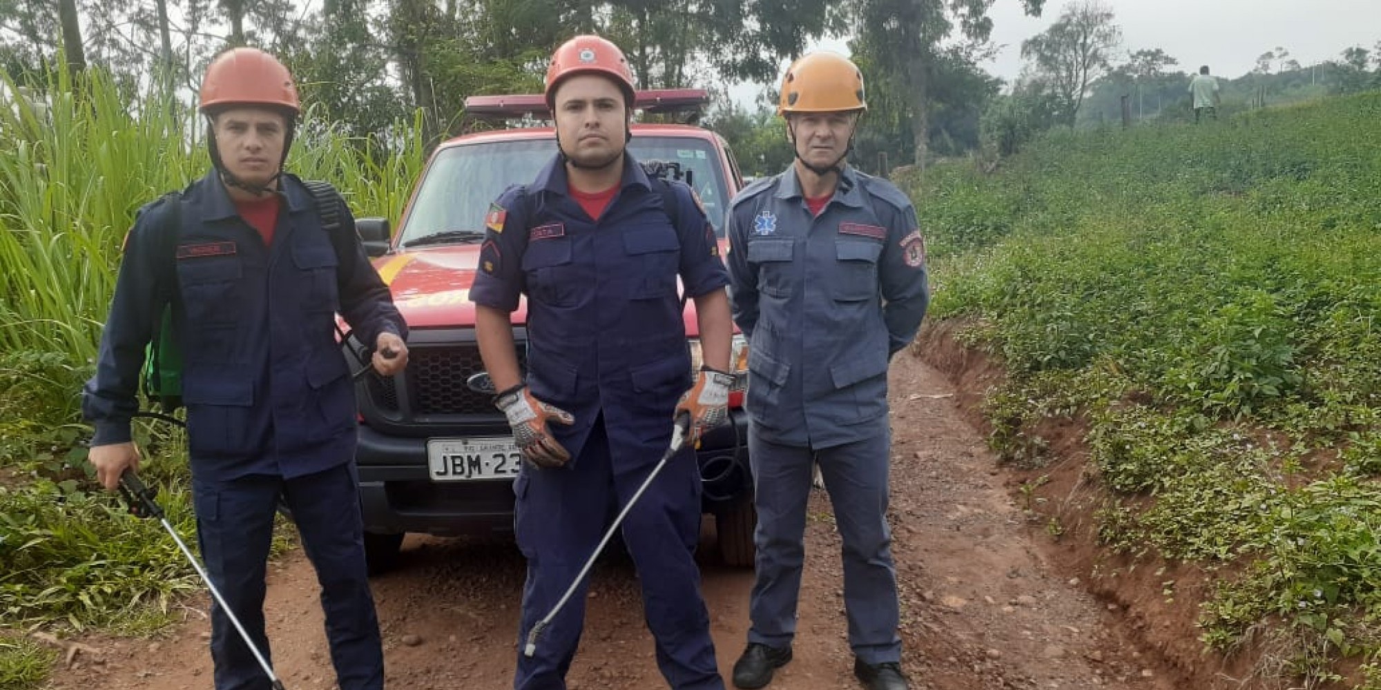 Guarnição deslocou-se até o bairro Lajeadinho nesta manhã Guarnição deslocou-se até o bairro Lajeadinho nesta manhã