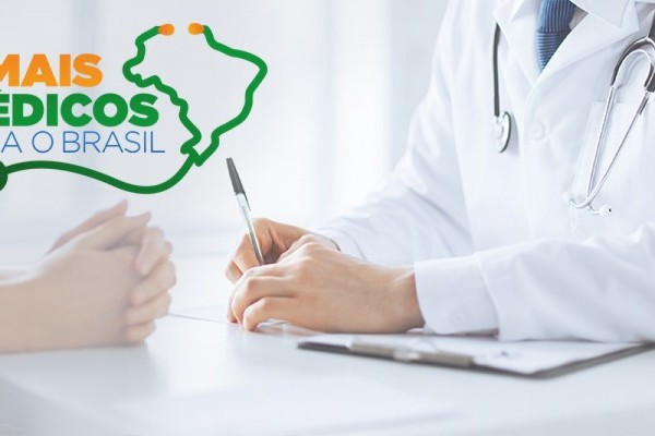 Cerca de 4.400 médicos já aceitaram a convocação do Governo do Brasil
