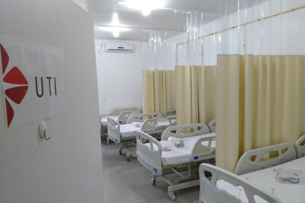 Autoridades prestigiaram início dos trabalhos nesta sexta-feira