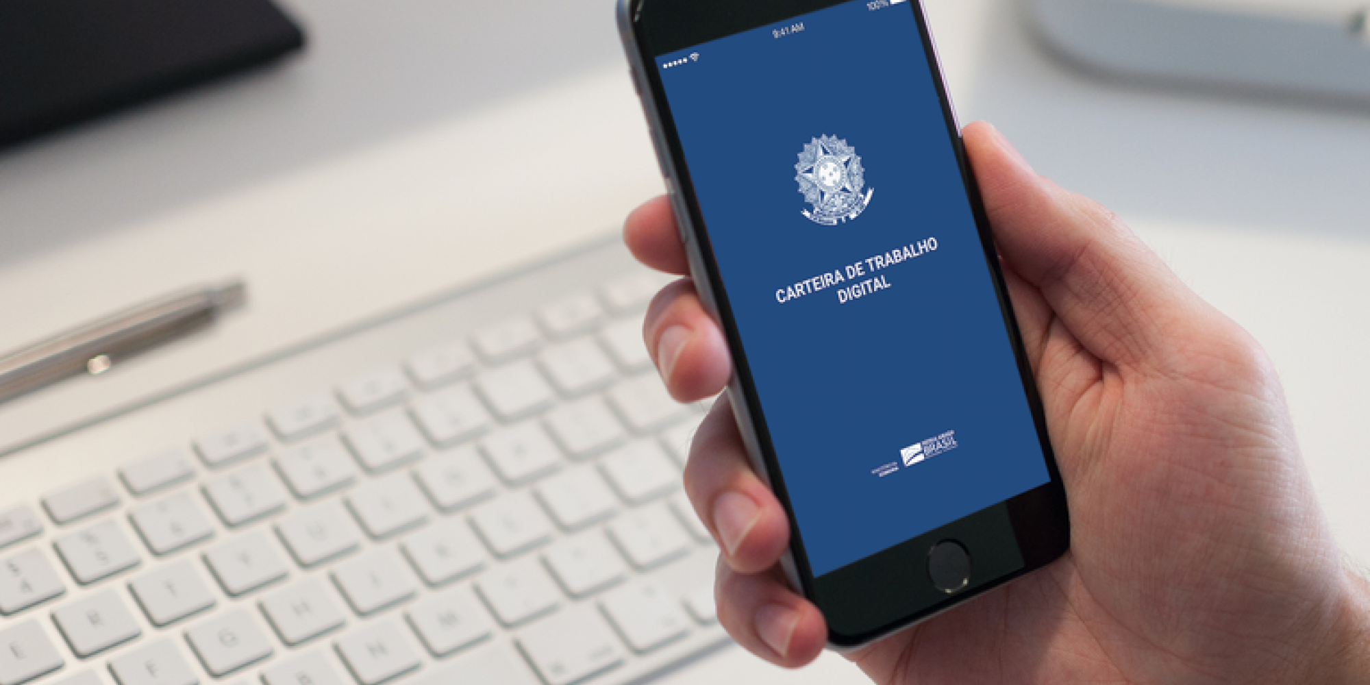 Com o documento digital, todas as experiências profissionais ficam disponíveis para o trabalhador e o empregador em apenas um clique Com o documento digital, todas as experiências profissionais ficam disponíveis para o trabalhador e o empregador em apenas um clique