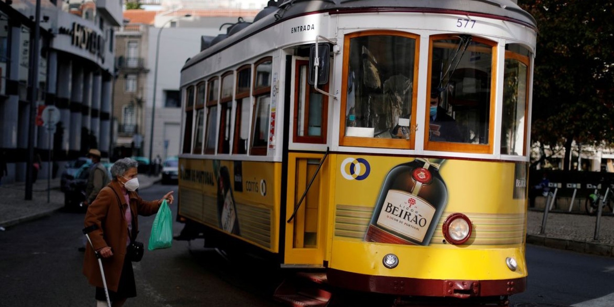 Portugal facilita visto para estrangeiros que buscam emprego no país
