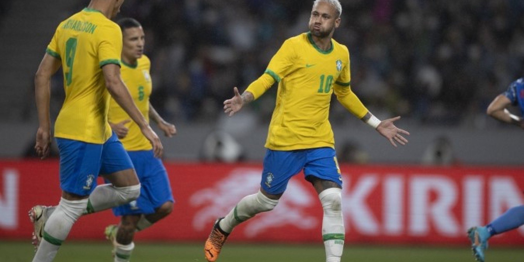 Neymar se defende de críticas por apoiar Jair Bolsonaro