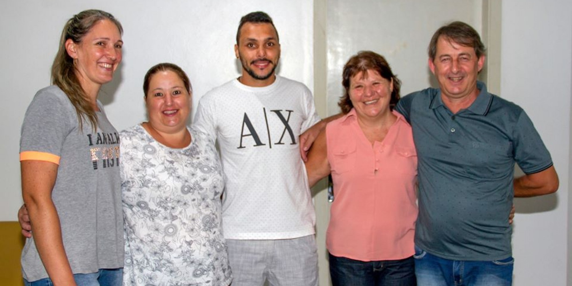Eleitos haviam tomado posse no dia 10 de janeiro Eleitos haviam tomado posse no dia 10 de janeiro
