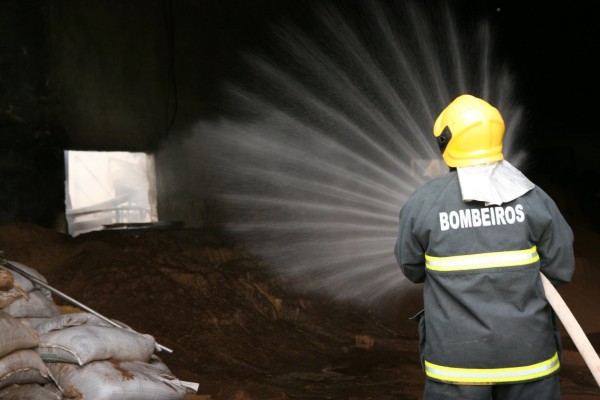 Bombeiros civis de Encantado estavam com vencimentos atrasados