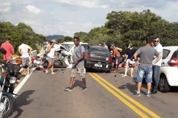 Acidente ocorreu na tarde de segunda-feira (24)