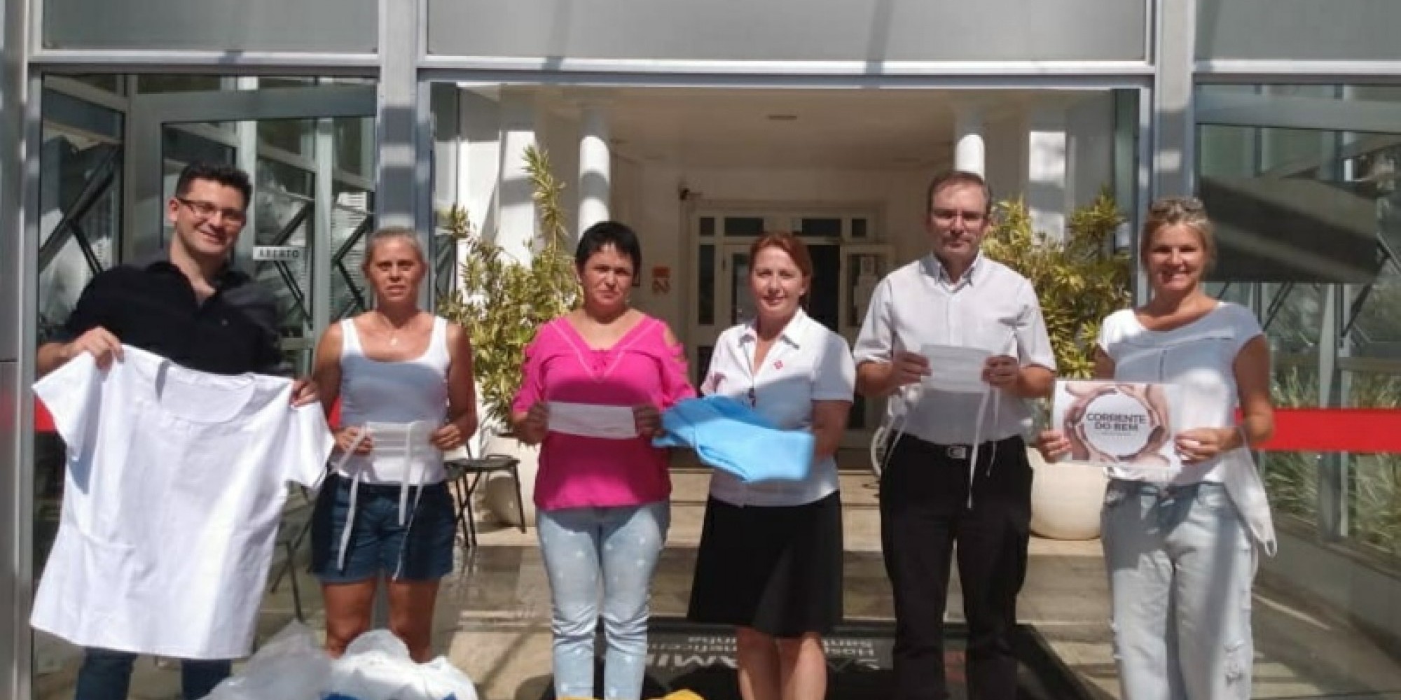 Hospital de Encantado recebeu máscaras, guardapós, calças e jalecos Hospital de Encantado recebeu máscaras, guardapós, calças e jalecos