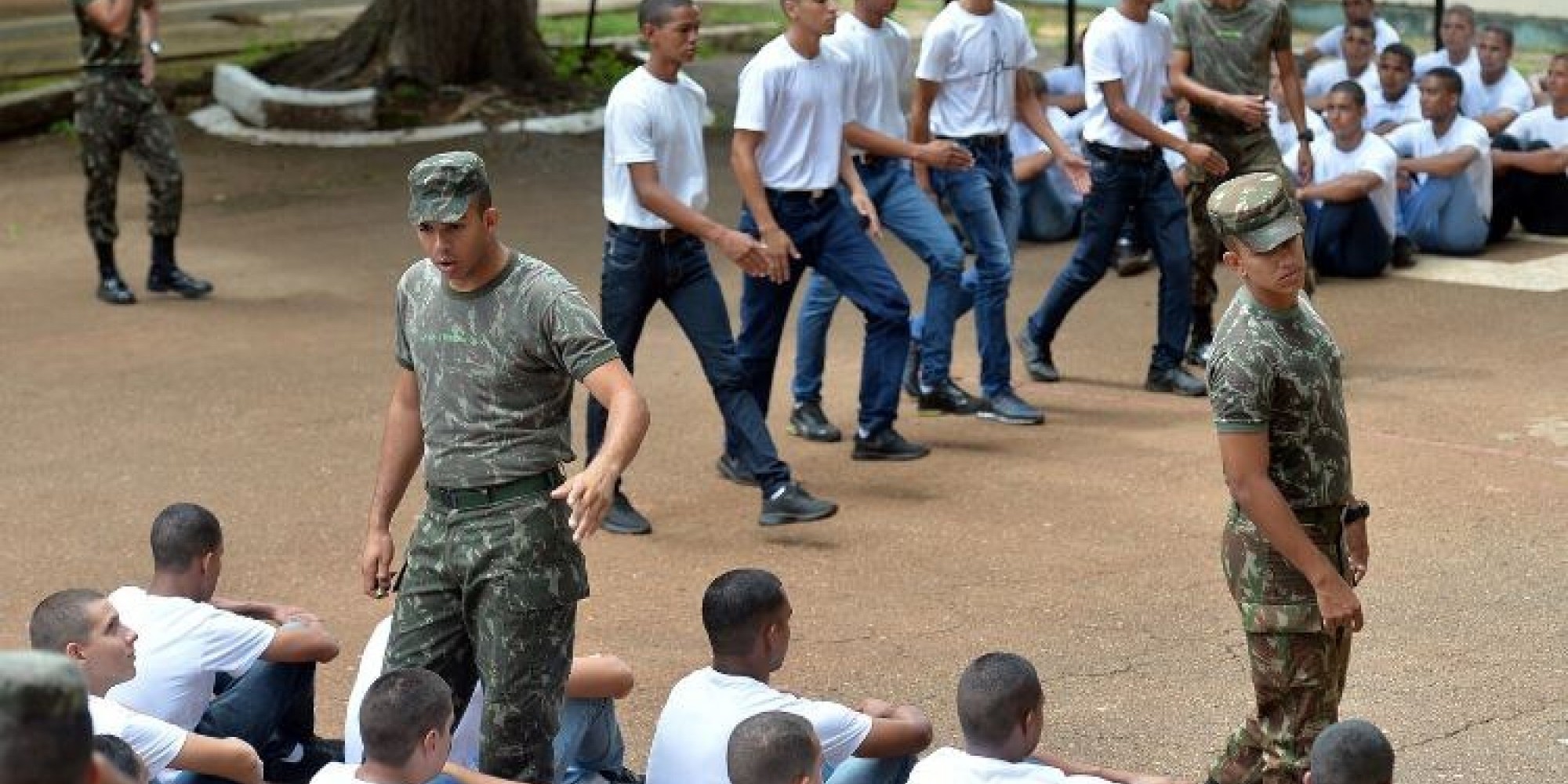 Em 2020, a expectativa do Ministério da Defesa é que quase 2 milhões de jovens realizem o alistamento em todo Brasil Em 2020, a expectativa do Ministério da Defesa é que quase 2 milhões de jovens realizem o alistamento em todo Brasil