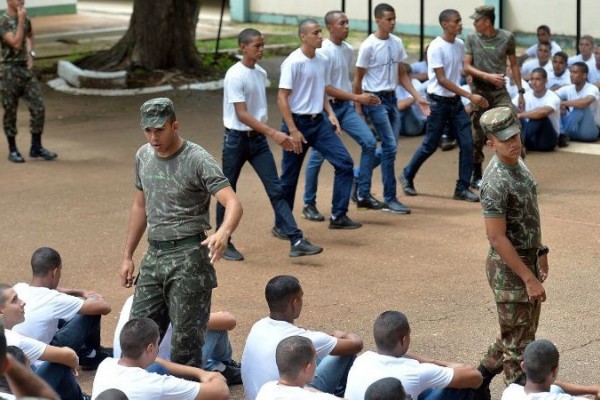 Em 2020, a expectativa do Ministério da Defesa é que quase 2 milhões de jovens realizem o alistamento em todo Brasil 