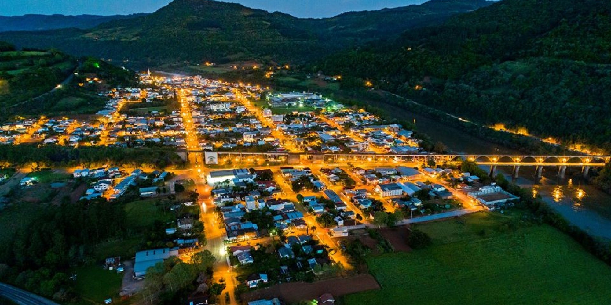 Ação permitirá economia de cerca de R$ 269,2 mil ao ano para o município Ação permitirá economia de cerca de R$ 269,2 mil ao ano para o município
