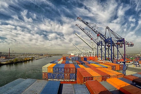 As exportações de açúcar de cana em bruto foram recordes em volume em janeiro