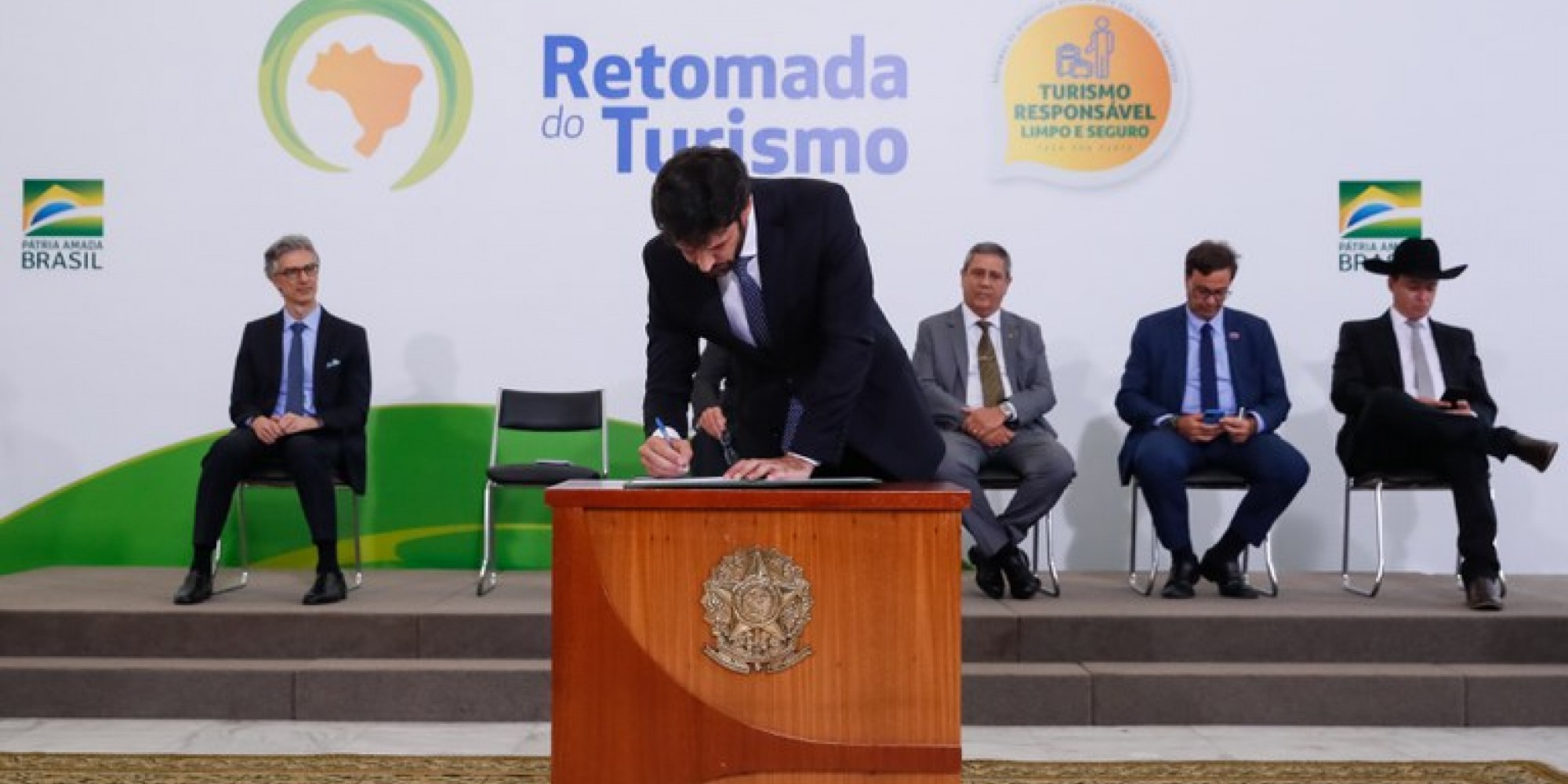 Ministro do Turismo, Marcelo Álvaro, ressaltou que o país é o número 1 em recursos naturais do planeta e é o oitavo em recursos culturais do mundo Ministro do Turismo, Marcelo Álvaro, ressaltou que o país é o número 1 em recursos naturais do planeta e é o oitavo em recursos culturais do mundo