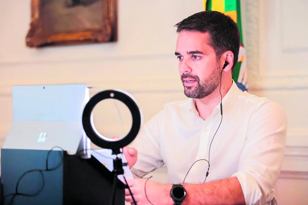 O governador salientou que o atual período é de maior circulação de pessoas entre as regiões