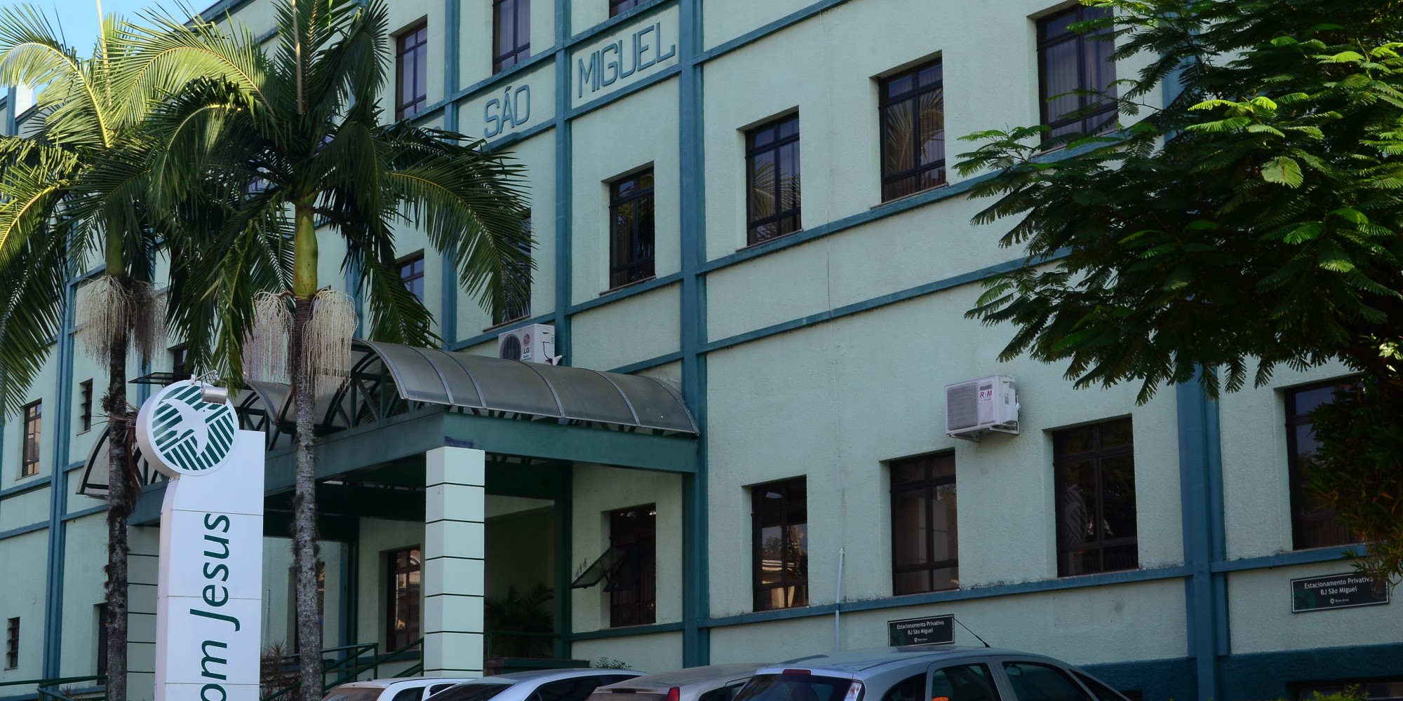 As bolsas variam de 25% a 100% de desconto sobre a mensalidade As bolsas variam de 25% a 100% de desconto sobre a mensalidade