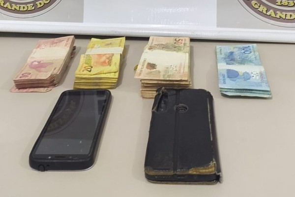 Brigada Militar prende homem e recupera R$ 13 mil em Roca Sales