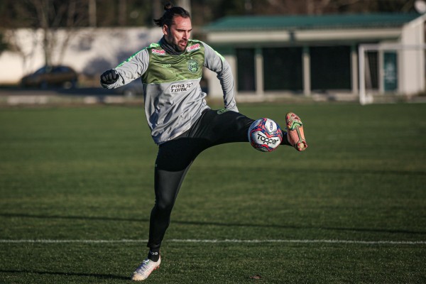 O Coxa vai receber o Náutico para duelo entre 1º e 2º colocados