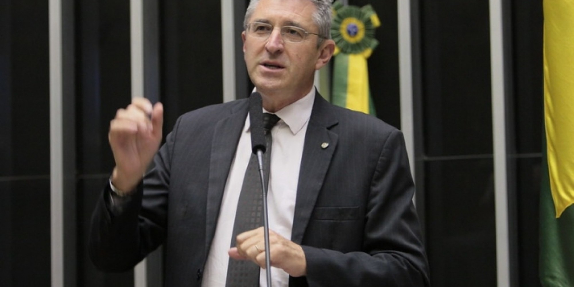 Schuch é Deputado federal pelo PSB Schuch é Deputado federal pelo PSB