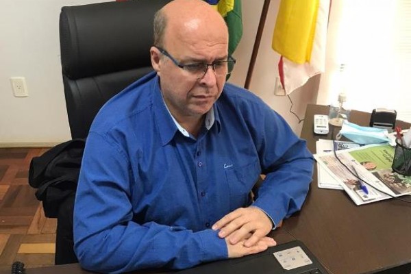 Presidente da AMVAT Celso Kaplan 