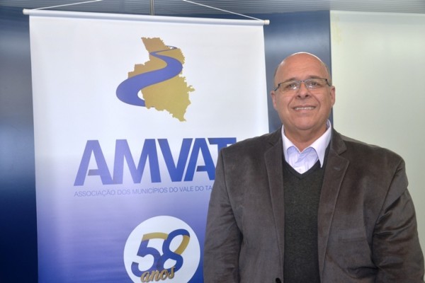 Presidente da Amvat e prefeito de Imigrante, Celso Kaplan, participou de mais uma videoconferência com o Governo do Estado