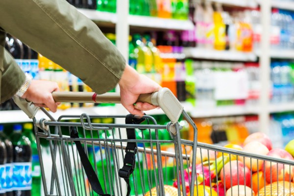  Desempenho dos atacadistas de Alimentos e de Insumos Agropecuários continuam sendo os principais responsáveis pelo resultado
